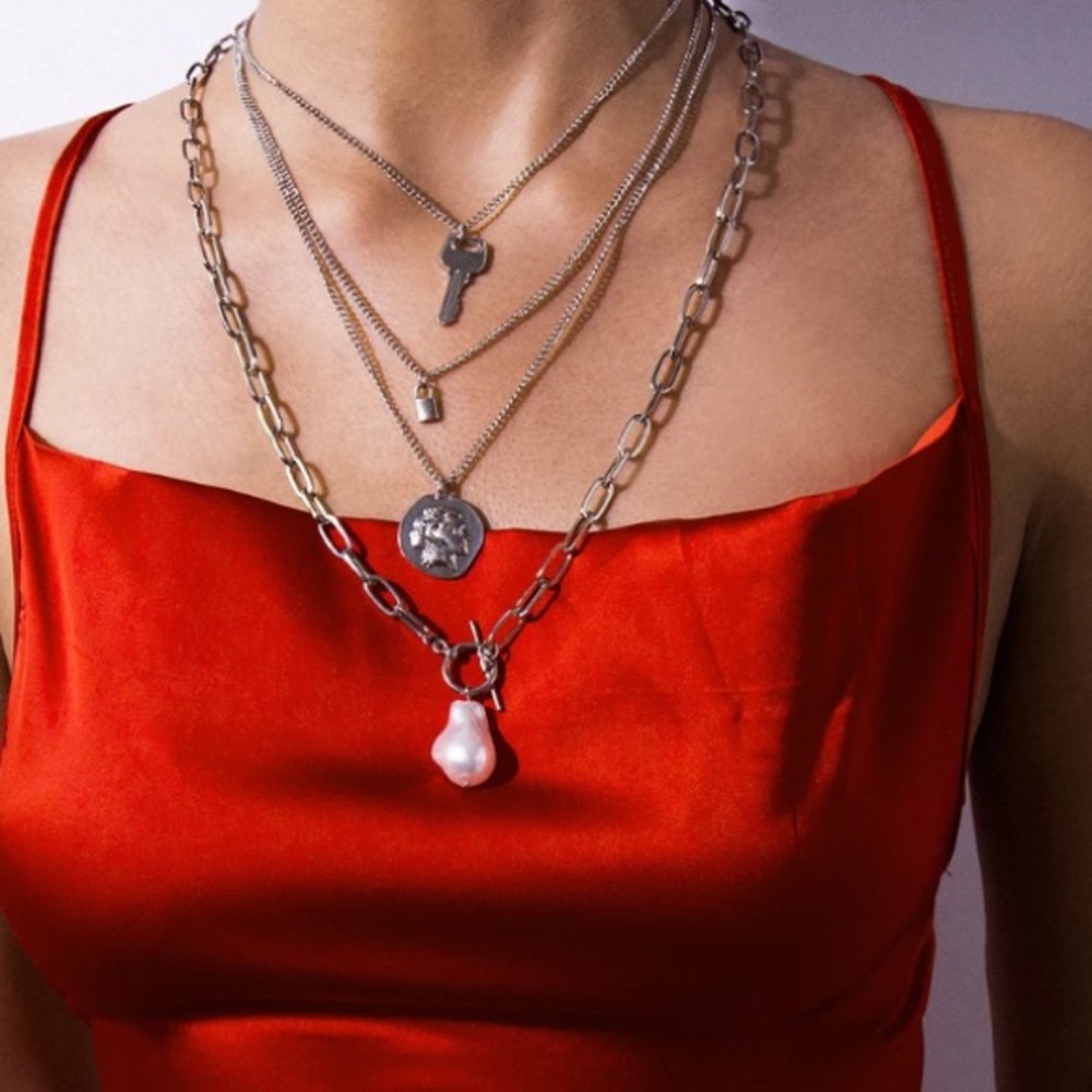 Fashion Silver Tone Chunky Necklace